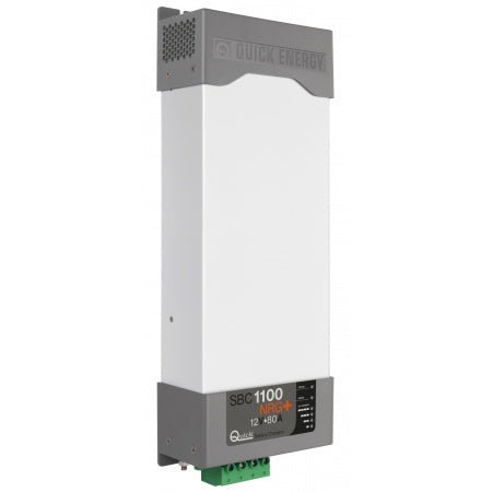 Chargeur de batterie NRG Hi Power 12V/24V avec charge intelligente, sorties multiples et protection thermique avancée.