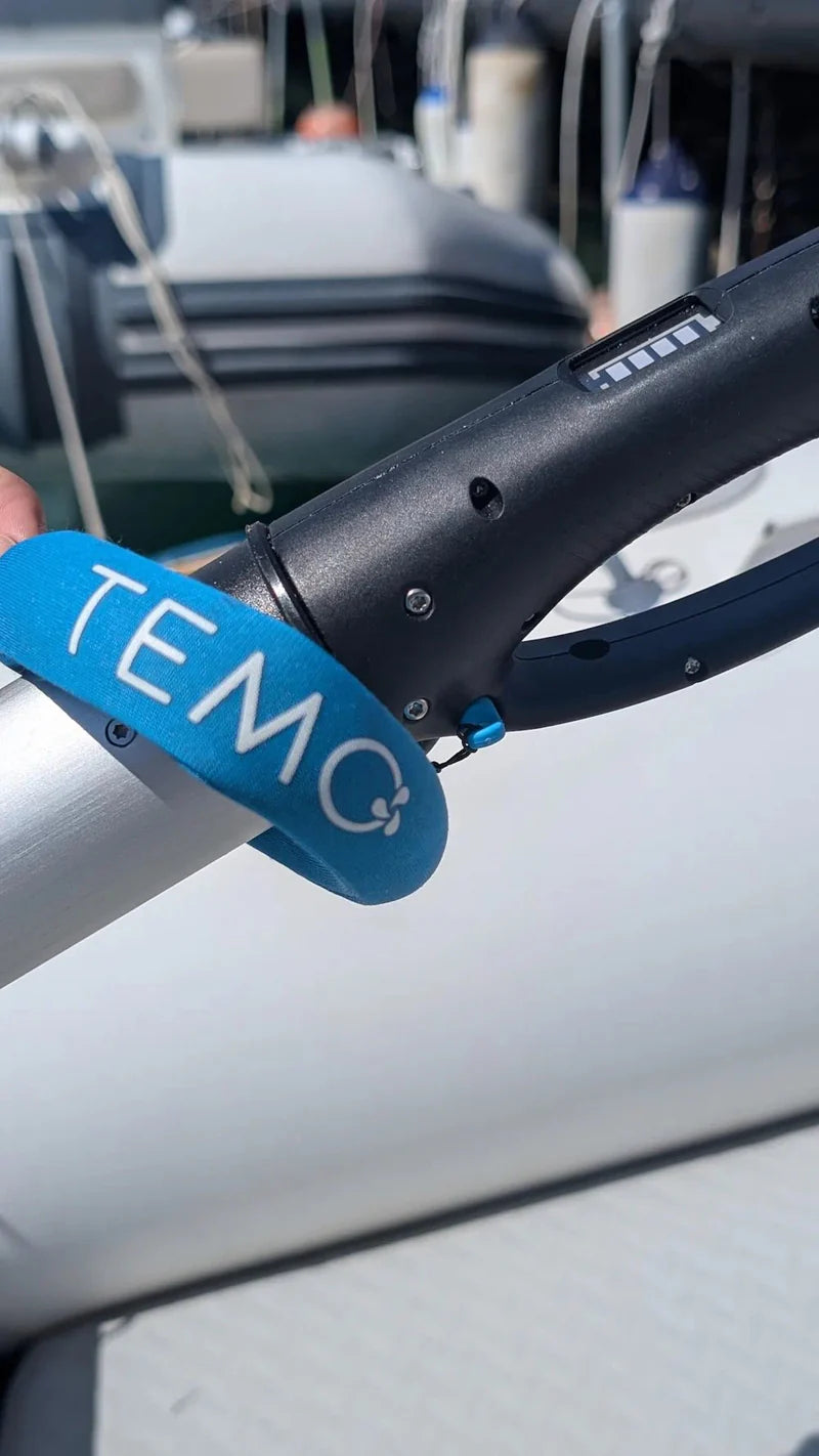 Cle magnetique avec sa dragonne TEMO·450