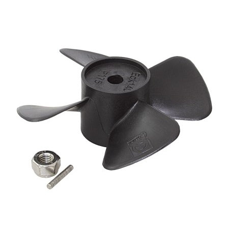 La photo montre une hélice de rechange officielle Quick pour propulseurs d’étrave avec hélice simple. Elle est fabriquée en matériau robuste et anticorrosion. L’image inclut également les accessoires nécessaires à l’installation, notamment une rondelle, un écrou et une goupille. Elle met en valeur la qualité et la conception durable de la marque Quick, conçue pour une performance optimale en milieu marin.