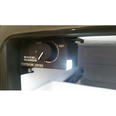 Réfrigérateur compact avec tiroir, capacité de 30 L, rails en acier inoxydable, idéal pour espaces réduits à bord ou en camping-car.