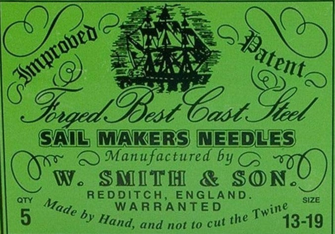 Le logo de la marque WILLIAM SMITH & SON® met en avant son expertise dans la création d'aiguilles triangulaires pour la couture des voiles, offrant ainsi des outils fiables et durables pour les artisans et propriétaires de voiliers. Spécialisée dans les aiguilles de haute qualité, la marque propose des produits qui assurent une perforation nette et sans effort, même sur les matériaux les plus résistants, tout en garantissant une longue durée de vie grâce à l'acier inoxydable utilisé.