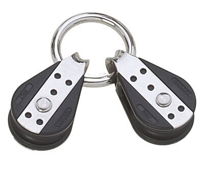 Deux poulies simples Viadana 11.75 montées sur anneau, dotées de réas de 28 mm. Idéal pour les cordages jusqu’à 8 mm, cet ensemble robuste et pratique est conçu pour une utilisation fiable et durable en milieu marin. La fixation par anneau assure une configuration stable et polyvalente.