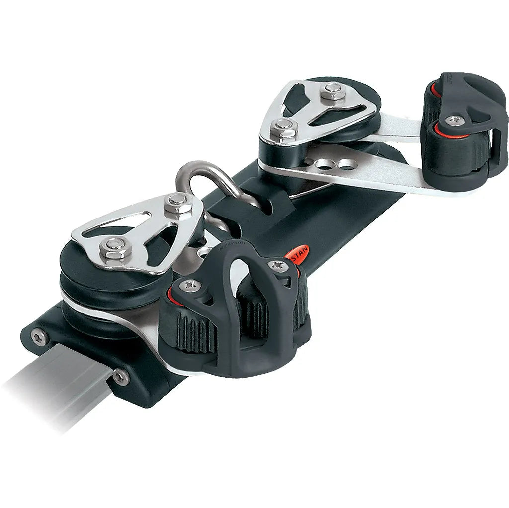 Chariot de rail Ronstan Série 30 avec 4 poulies de controle et taquets – RC13023