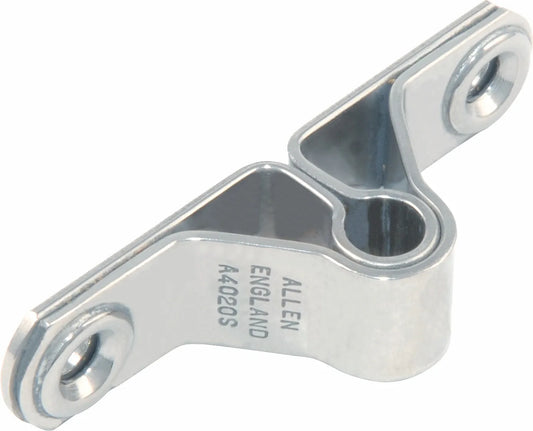 Fémelot de tableau arrière en acier inoxydable – Trou de 8,1 mm
Cette image illustre un fémelot de tableau arrière fabriqué en acier inoxydable de qualité marine, conçu pour une fixation sécurisée du safran. Avec un trou de 8,1 mm, il est compatible avec les aiguillots standard de 8 mm, offrant robustesse et durabilité. Son design léger et résistant à la corrosion en fait un choix idéal pour les environnements marins exigeants.

Un accessoire essentiel pour la navigation, alliant performance et fiabilité.