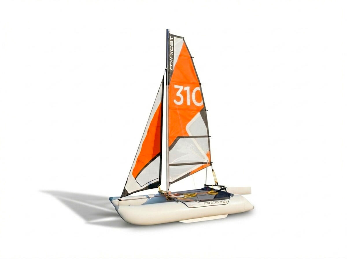MiniCat 310 Sport catamaran gonflable transportable.