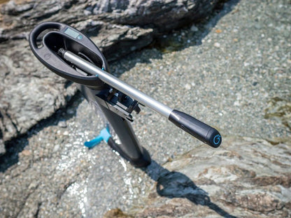 Moteur electrique hors-bord TEMO 1000 pour voilier jusqu’à 8 metres.