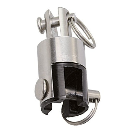 Les émerillons de tête d'enrouleur de dériveur Seasure sont usinés à partir d'une solide tige en acier inoxydable 316, ce qui permet d'obtenir des charges de travail et de rupture plus élevées que les autres méthodes de fabrication. Nos émerillons de tête sont équipés de billes en acier inoxydable et de sièges en bronze pour une faible friction et une longue durée de vie. Ils sont disponibles en deux tailles et sont équipés d'inserts anti-chafe pour une meilleure protection de la voile.