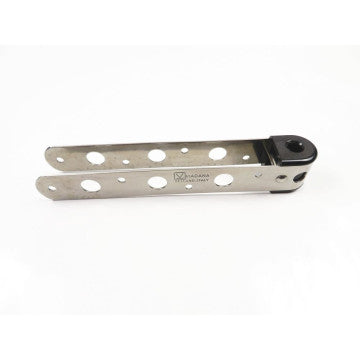 Femelot Viadana 52.11 en acier inoxydable, longueur 180 mm, conçu pour un aiguillot de 10 mm. Doté de trous de fixation pour une installation robuste et durable, idéal pour les safrans de bateaux en milieu marin.