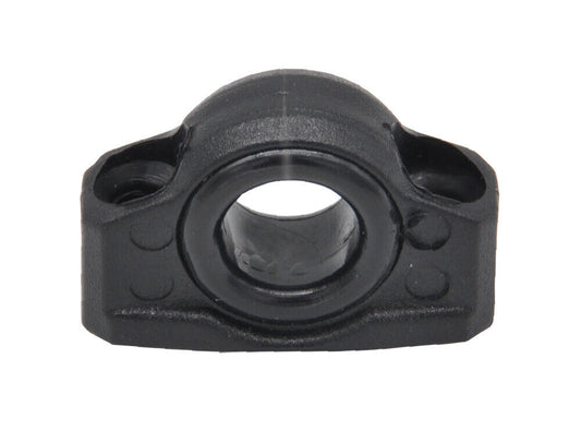 Filoir Viadana 36.04 en nylon noir. Conçu pour guider des cordages jusqu'à 6 mm de diamètre, avec un entraxe de fixation de 19 mm. Compact, robuste et idéal pour une utilisation en milieu marin.