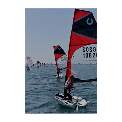 Open Skiff dériveur moderne voile enfants Pro Emotion