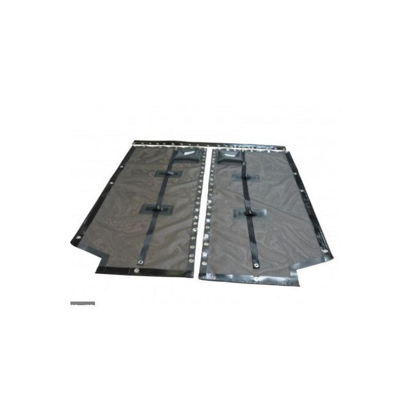 Fabriqué en France. Ce trampoline de Kid Cat 3M02 est conçu pour une résistance élevée et une utilisation intensive. Fabriqué en forte bâche polyester en finition Antigliss ou grain cuir. Les œillets éventuels sont à dents et toujours posés avec un renfort en sangle. Poche en filet de rangement.