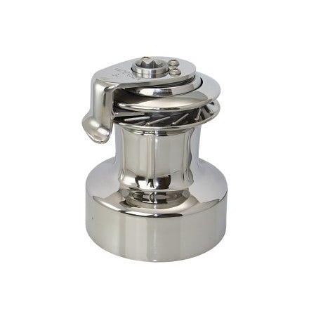 Sur la nouvelle génération de winchs Andersen Selftailing, les caches et la base ont été remplacés. Le matériau composite utilisé sur les winchs Self-Tailing standard a été entièrement remplacé par de l'acier inoxydable dans la version « FS » (Full Stainless).

Le winch self-tailing&nbsp;offre une solution innovante pour simplifier et sécuriser les manœuvres à bord. En choisissant un modèle adapté à la taille de votre bateau et en veillant à son entretien régulier, vous bénéficierez d'une navigation plus fl