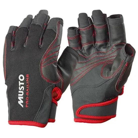 Gants Musto Performance S/F noir Clarino renforcés.