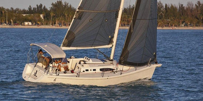 J/108 J Boats voilier cotier derive pivotante.