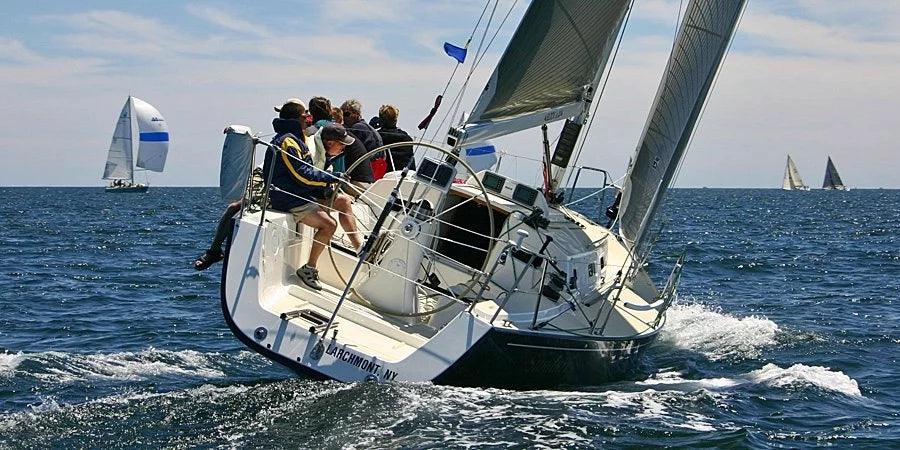 J/109 J Boats voilier course croisière 35 pieds.