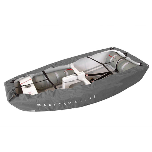 Le Optimist Taud de Dessous Magic Marine en gris est conçu pour offrir une protection optimale au fond de votre Optimist. Grâce à ses panneaux en mousse et son ajustement facile, il garde votre bateau propre et protégé, même lors des déplacements.