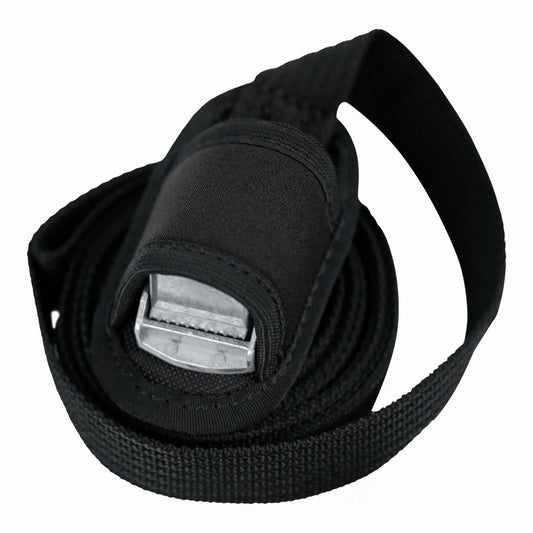 Les sangles Rackstrap Set 4,5m offrent une longueur généreuse de 4,5 mètres et une largeur de 3,5 cm pour une fixation stable et sécurisée. Fabriquées en polyester résistant, elles sont conçues pour durer, même dans les conditions marines les plus exigeantes.